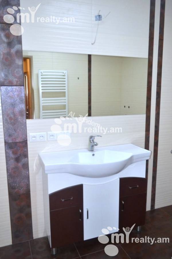 Կոմերցիոն տարածք  Նալբանդյան փող, Կենտրոն Երևան, 154392