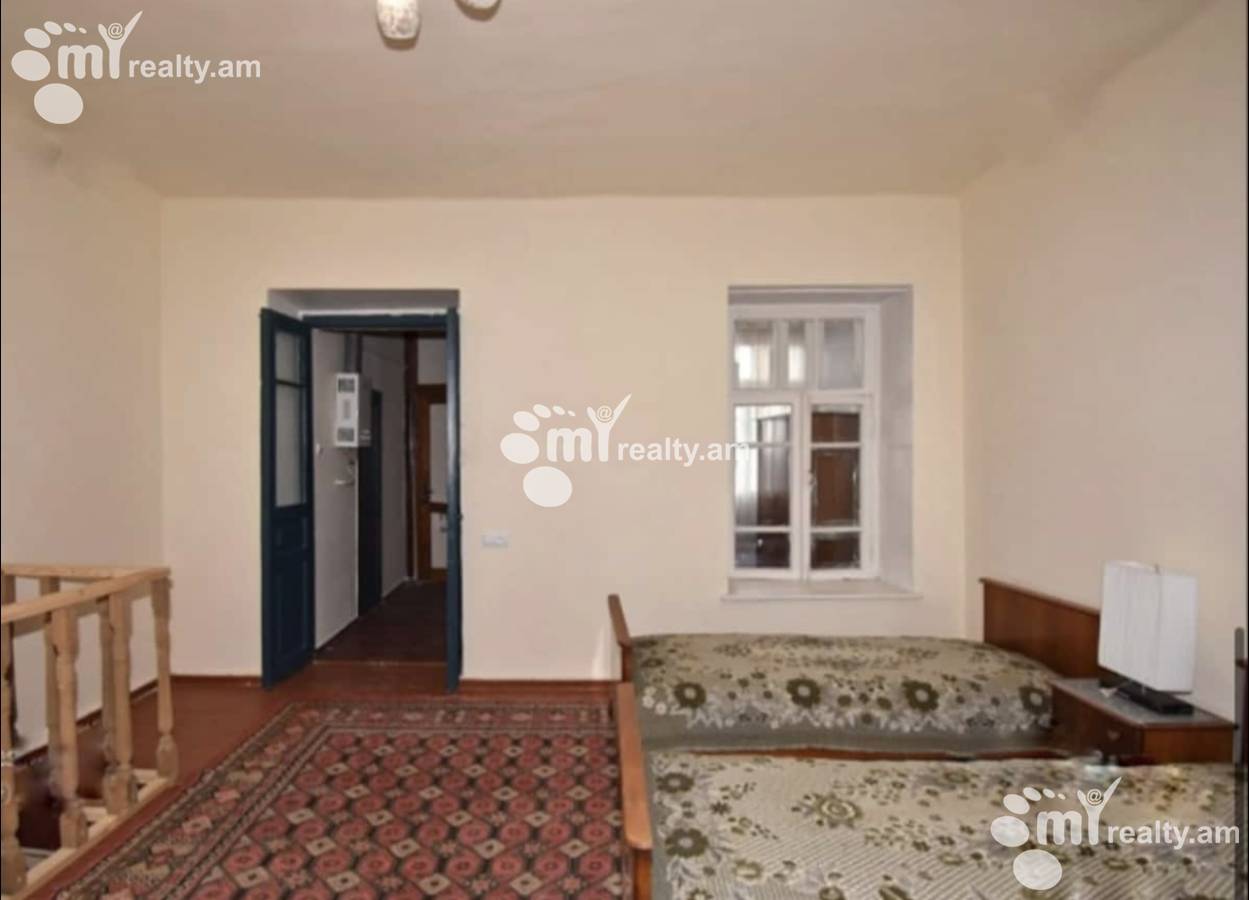 House for rent Proshyan St, Center Yerevan, 152232