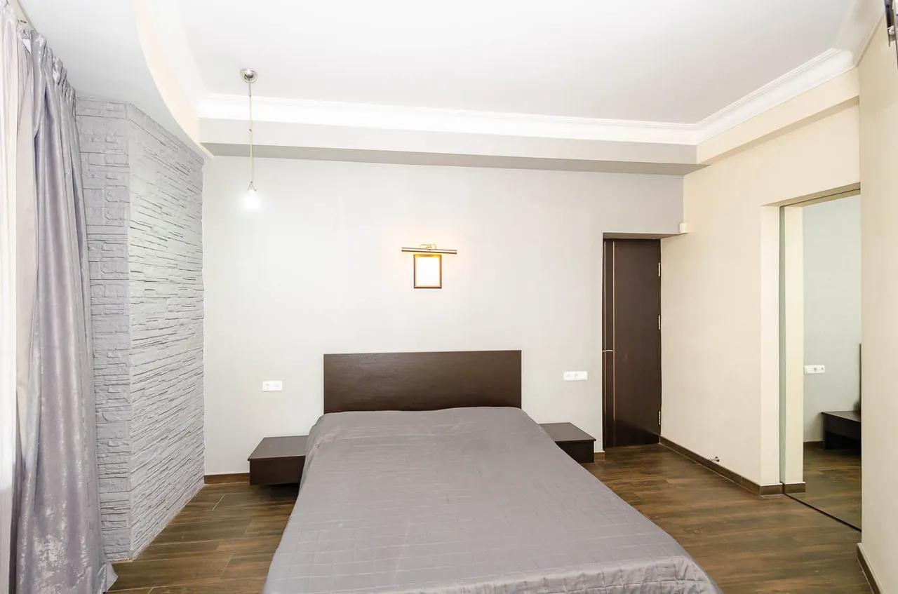 3 bedroom apartment for rent Mamikoniants St, Arabkir Yerevan, 160189