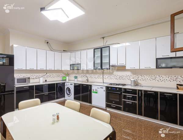 4-senyakanoc-bnakaran-vacharq-Yerevan-Center