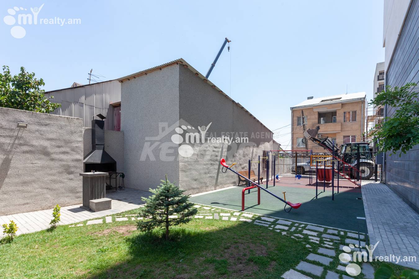 3 սենյականոց բնակարան  Արաբկիր 25րդ փող, Արաբկիր Երևան, 151639