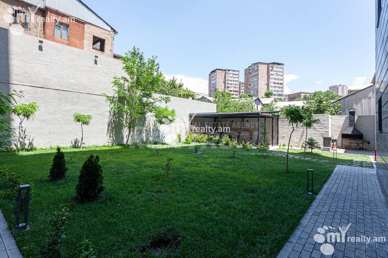 3 սենյականոց բնակարան  Արաբկիր 25րդ փող, Արաբկիր Երևան, 151639