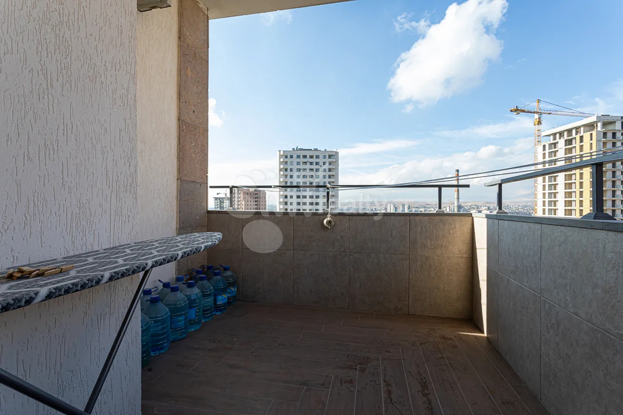 Купить 3 комнатную квартиру Н. Тигранян ул туп, Арабкир Ереван, 157471