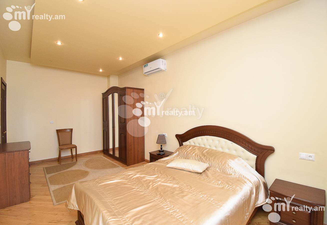 Купить 4 комнатную квартиру Саят-Нова пр, Центр Ереван, 155440