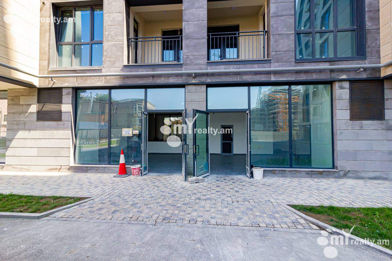 4 bedroom apartment for sale خیابان لِنینگراندیان, آچاپنیاک ایروان, 152686