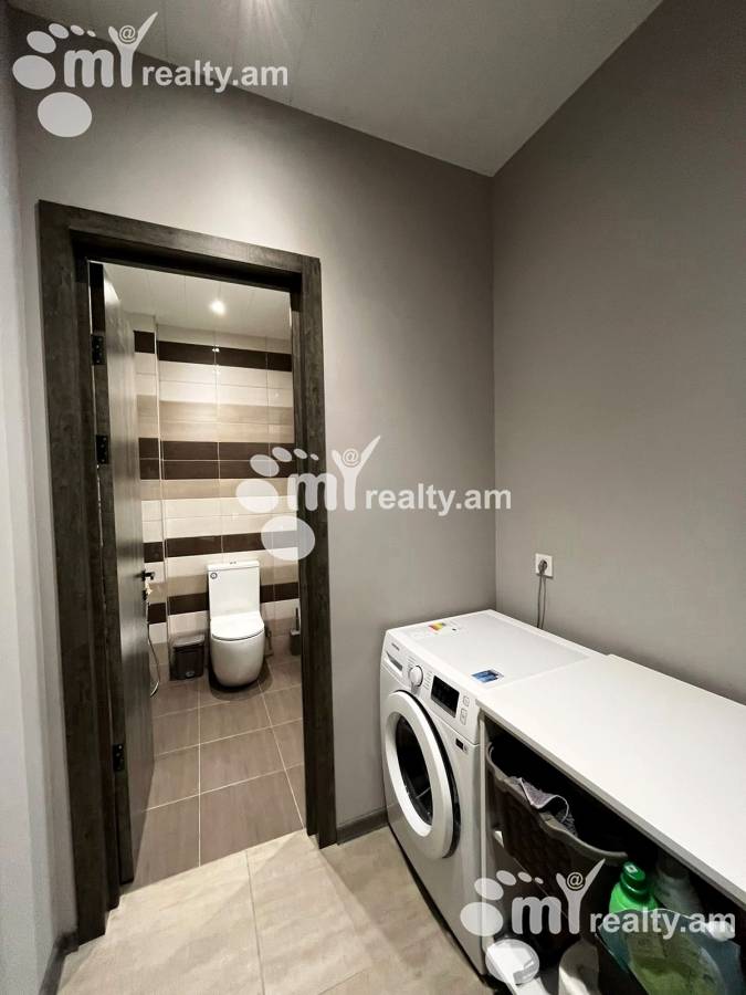 4 bedroom apartment for sale خیابان آزاتوتیان, عربگیر ایروان, 158123