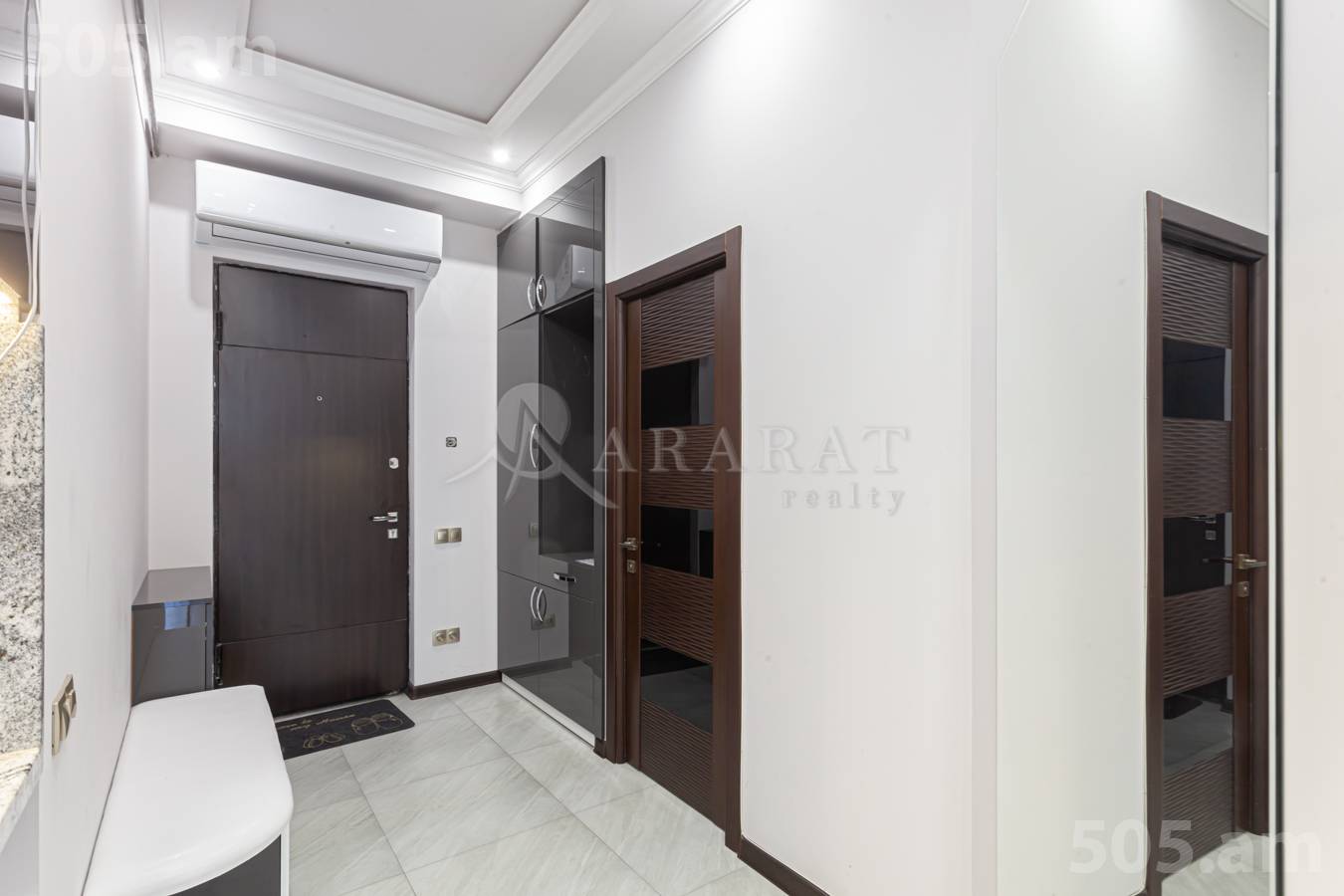 3 bedroom apartment for sale Nalbandyan St, Center Yerevan, 150864