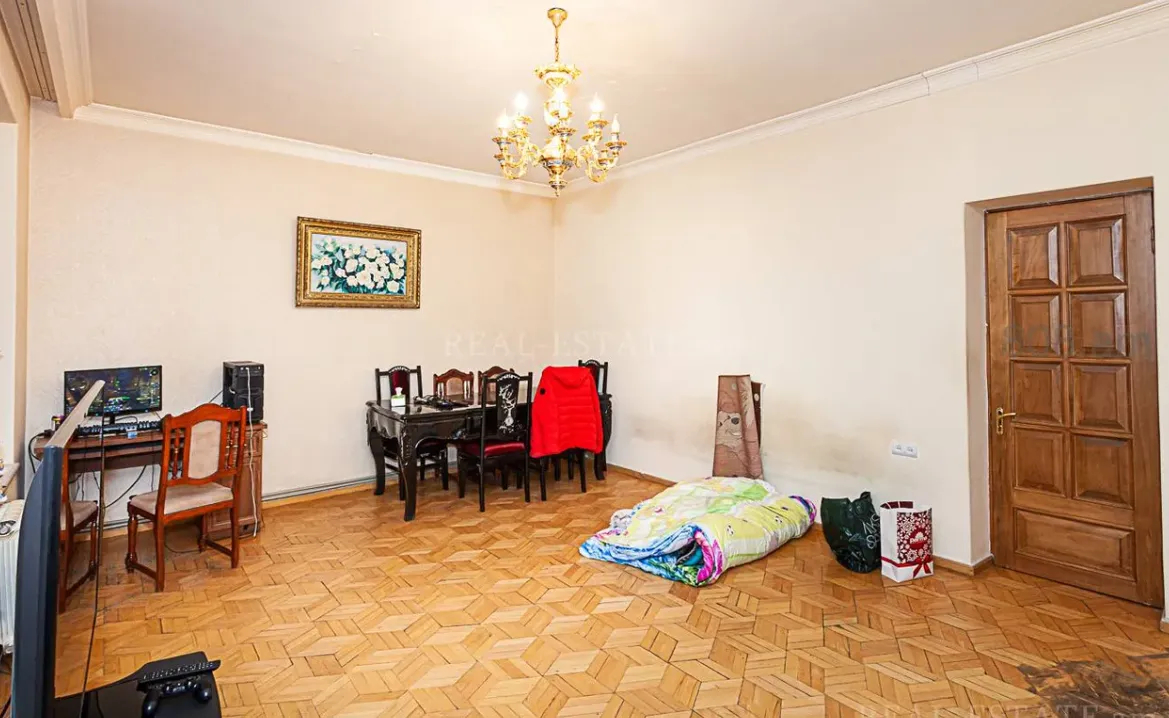 4 bedroom apartment for sale Abovyan St, Center Yerevan, 159959