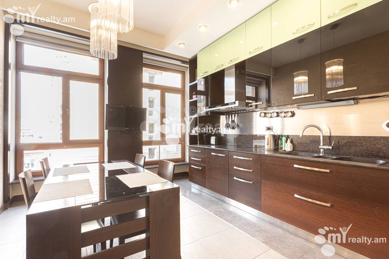 4 bedroom apartment for sale Northern(Hyusisayin)  Ave, Center Yerevan, 156120