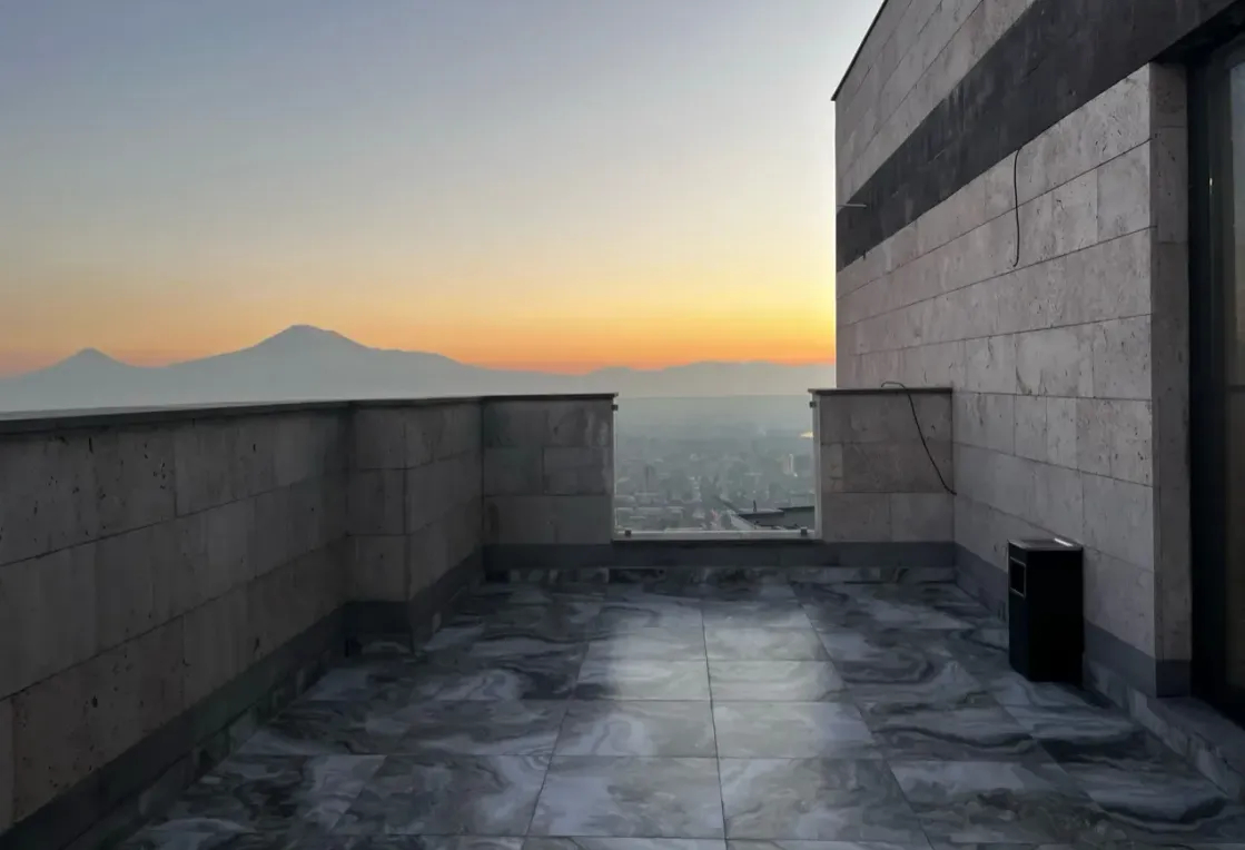 4 սենյականոց բնակարան  Դավիթ Անհաղթի փող, Քանաքեռ-Զեյթուն Երևան, 160228