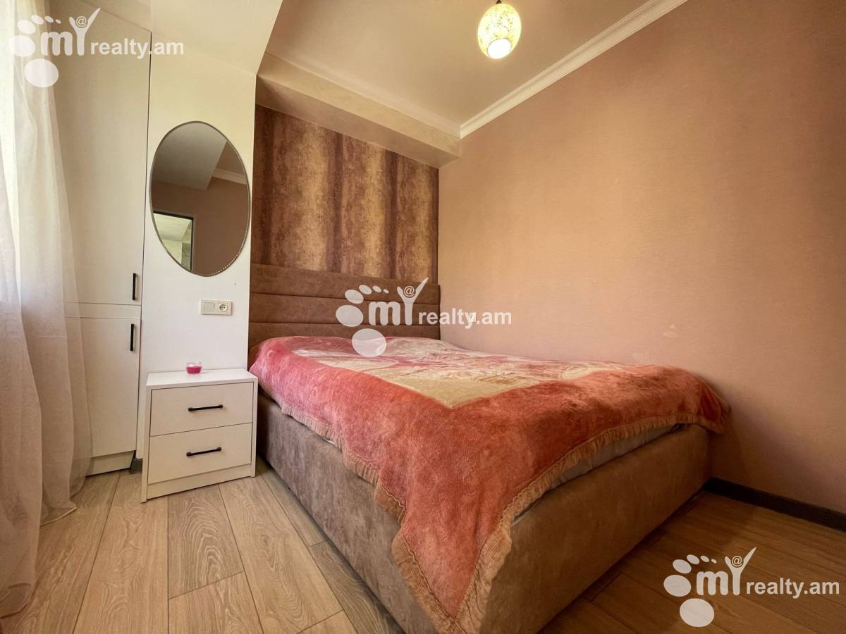 3 bedroom apartment for sale Davtashen 4 district, Dawtaschen Yerevan, 158053