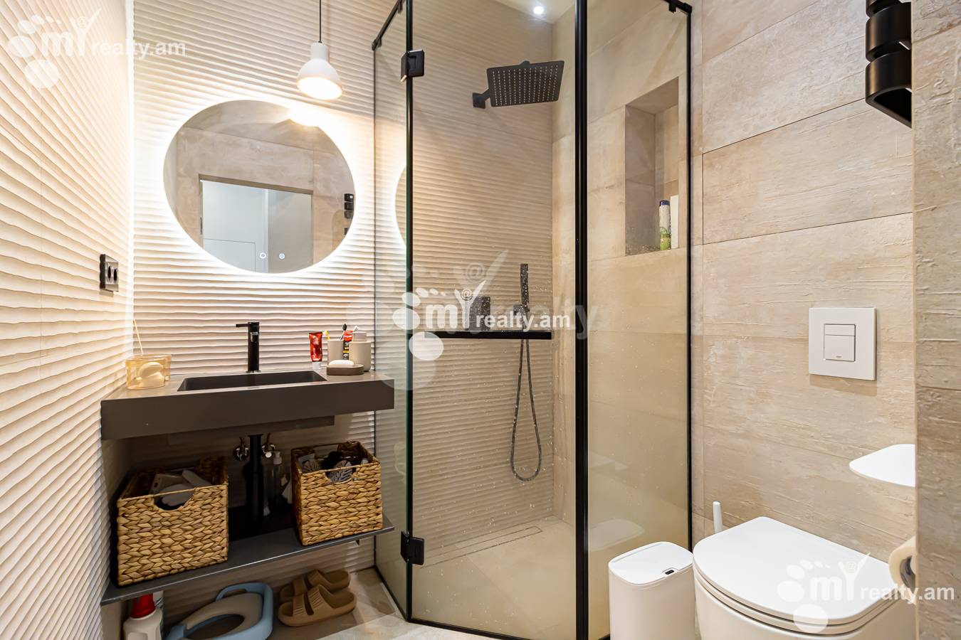 3 սենյականոց բնակարան  Տիգրան Պետրոսյան փող., Դավթաշեն Երևան, 152828