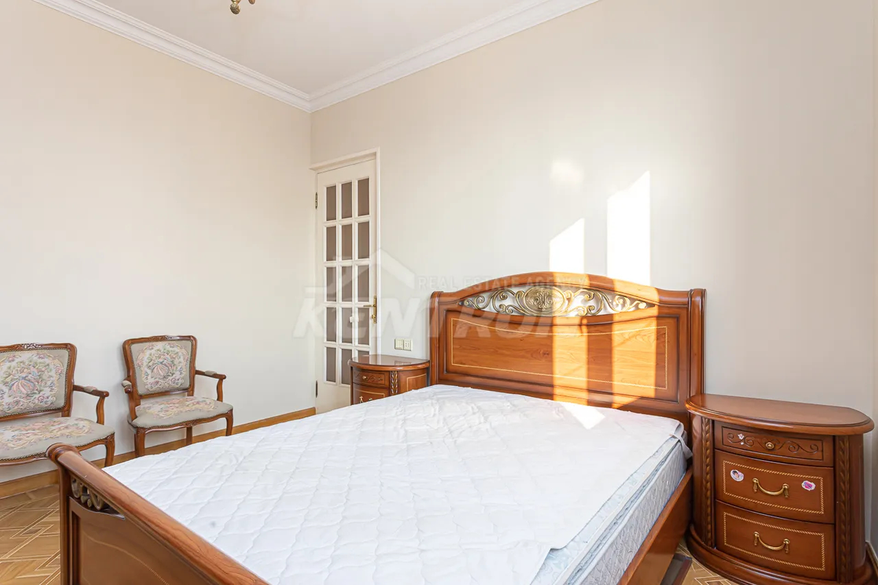 4 bedroom apartment for sale Baghramyan av(Arabkir), Arabkir Yerevan, 158394