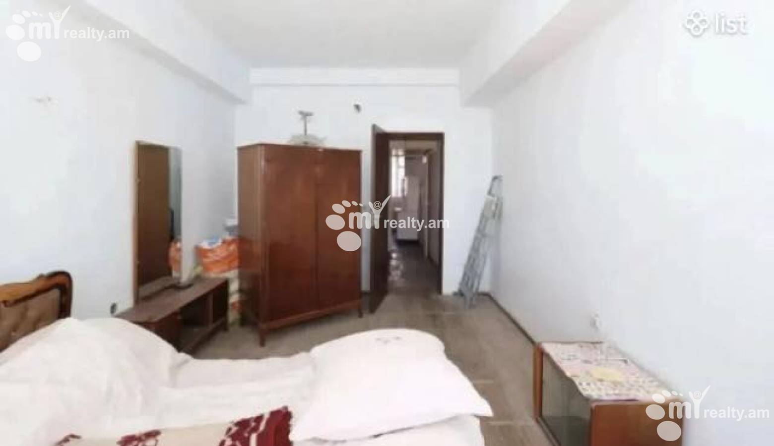 Купить 3 комнатную квартиру Нар Дос ул, Центр Ереван, 155313