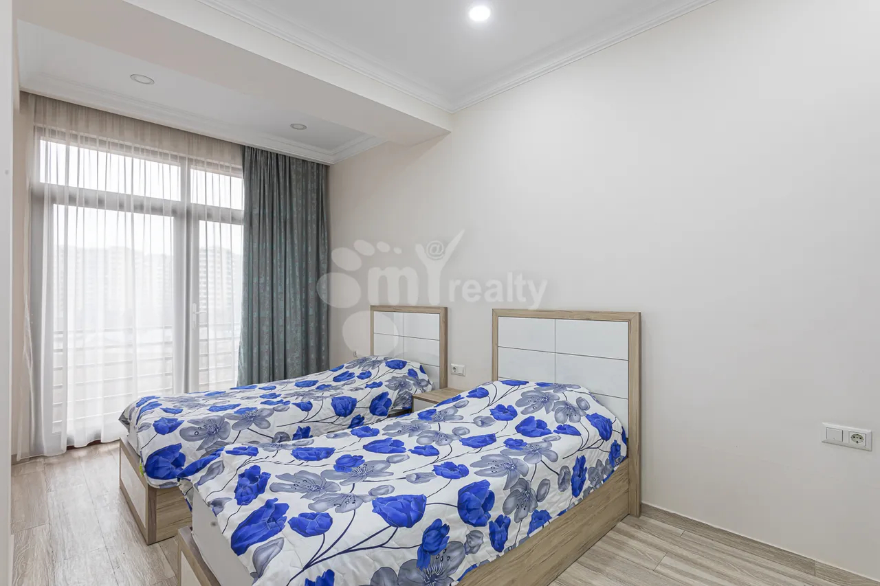 Снять 3 комнатную квартиру Г.Лусаворич ул, Центр Ереван, 159406