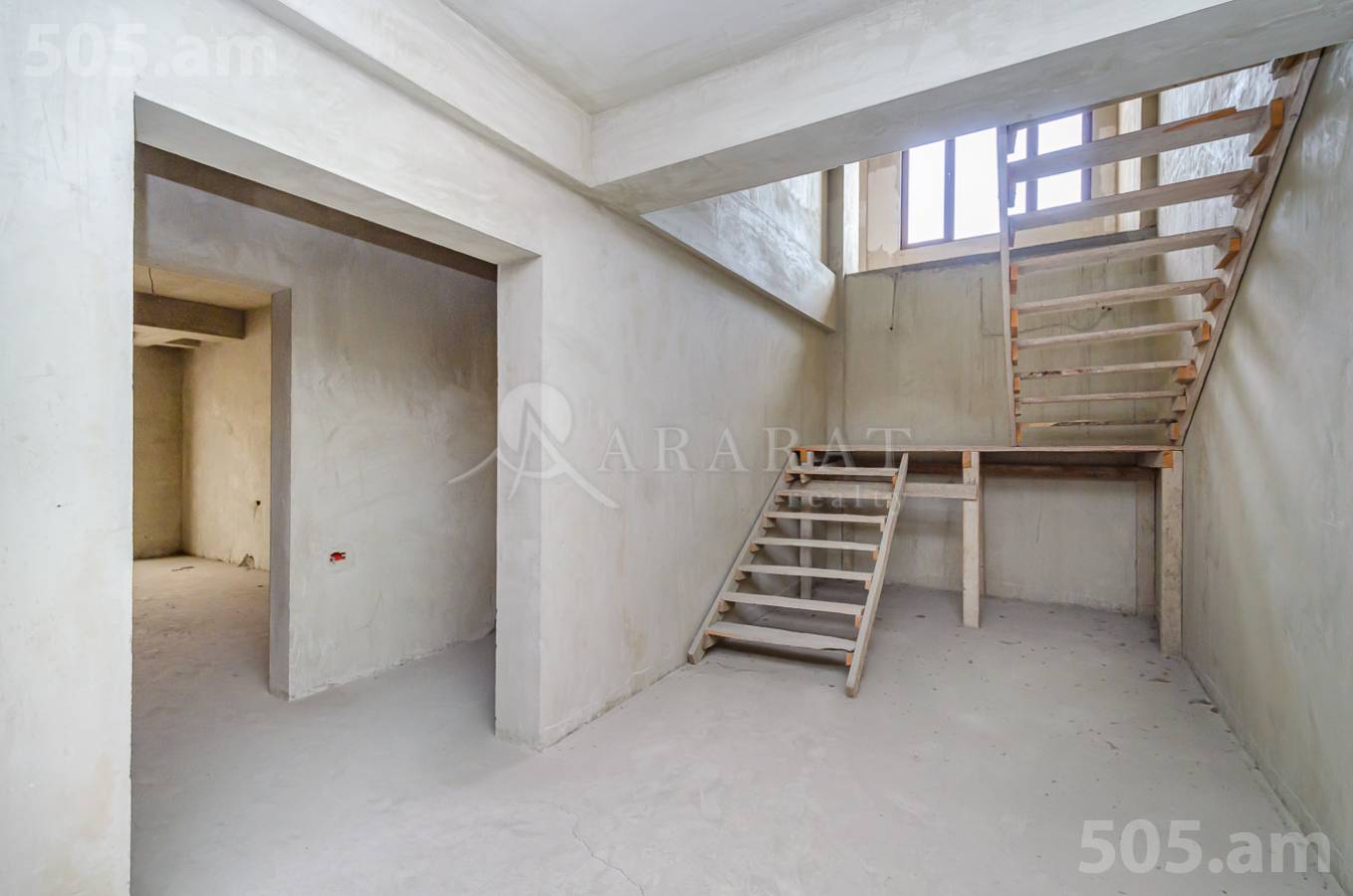 3 bedroom apartment for sale Abovyan St, Center Yerevan, 153901