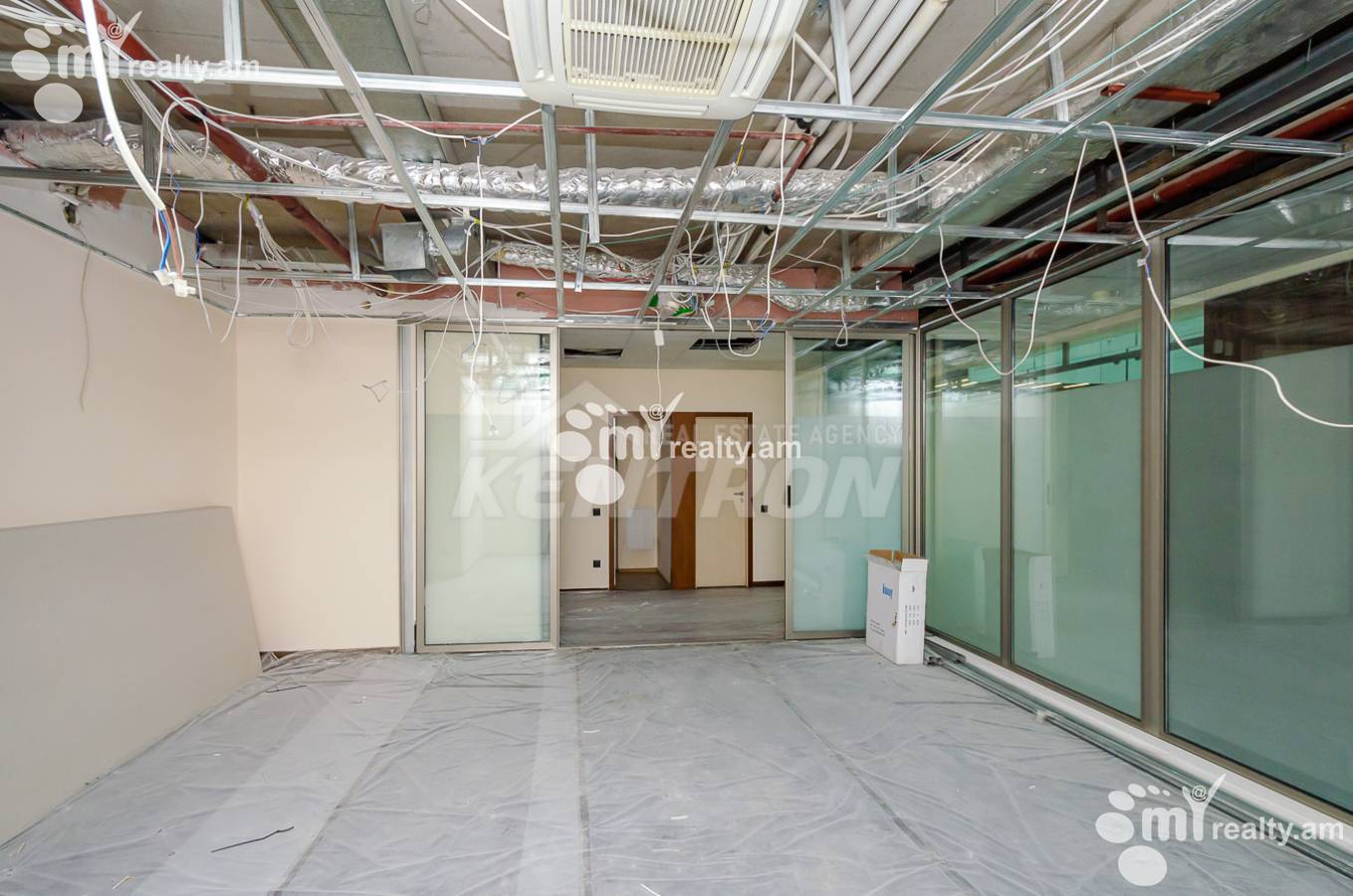 Снять коммерческoе помещение Г.Лусаворич ул, Центр Ереван, 153214