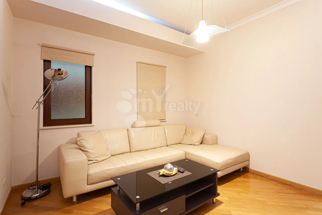 3 bedroom apartment for rent Northern (Hyusisayin)  Ave, Center Yerevan, 161919