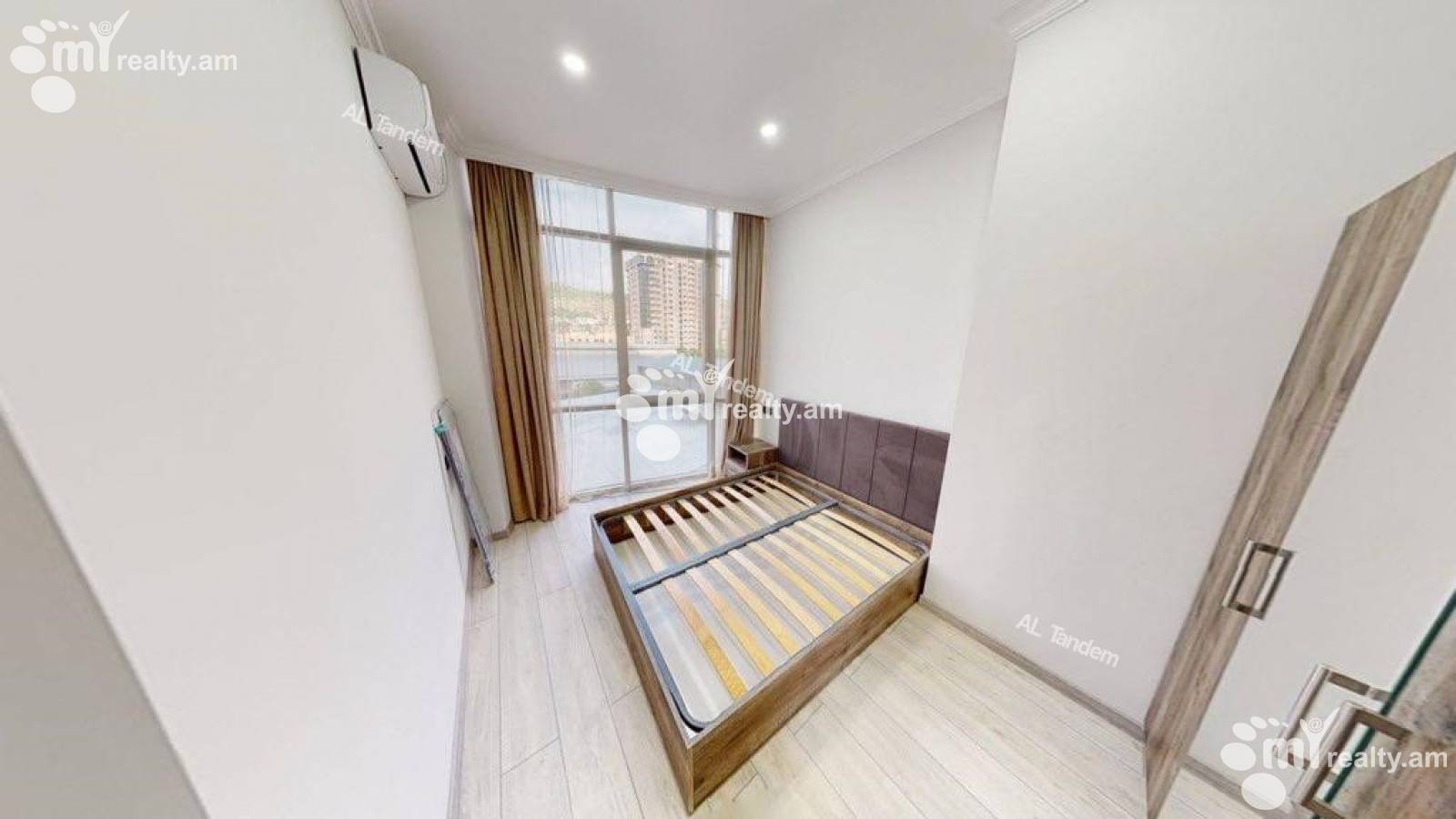 3 սենյականոց բնակարան  Վարդանանց փող, Կենտրոն Երևան, 142499