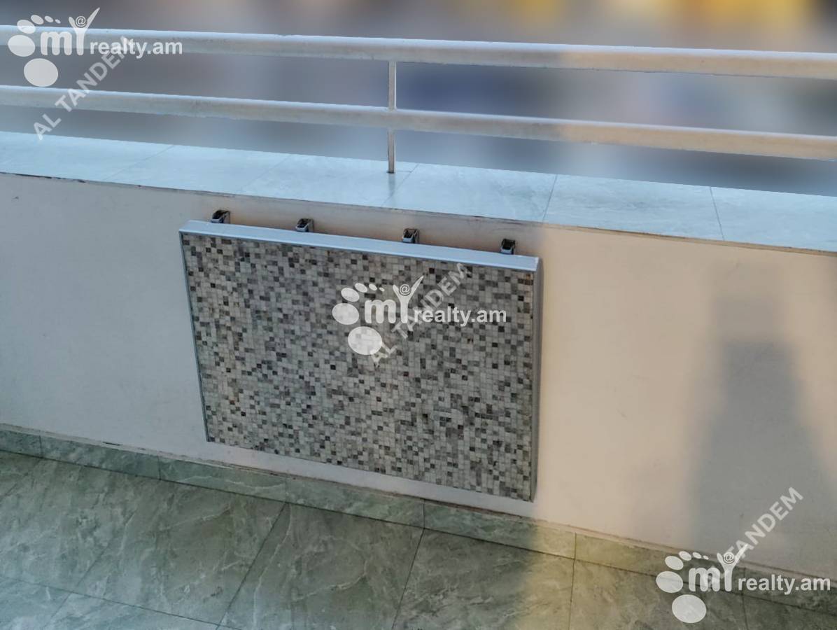 Снять 3 комнатную квартиру Абовян ул, Центр Ереван, 142503