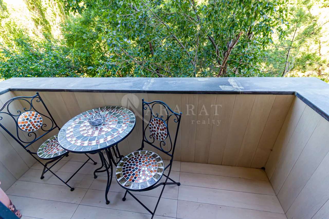 5 bedroom apartment for sale V.Papazyan St, Arabkir Yerevan, 158510