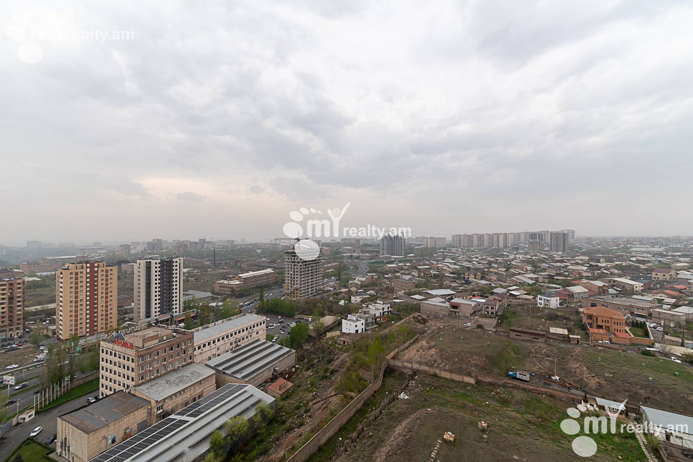 Купить 5 комнатную квартиру Сасна Црер ул., Давташен Ереван, 143122