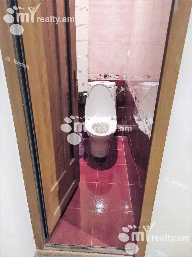 Купить 4 комнатную квартиру Г.Кочар ул, Арабкир Ереван, 125122