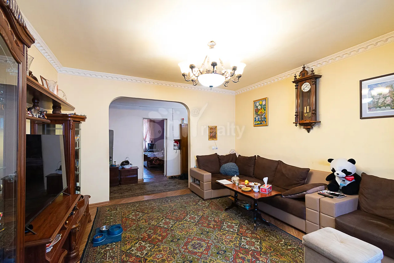 3 bedroom apartment for sale Kievyan St, Arabkir Yerevan, 159578