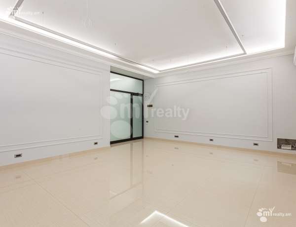 komercion-vardzakalutyun-Yerevan-Center