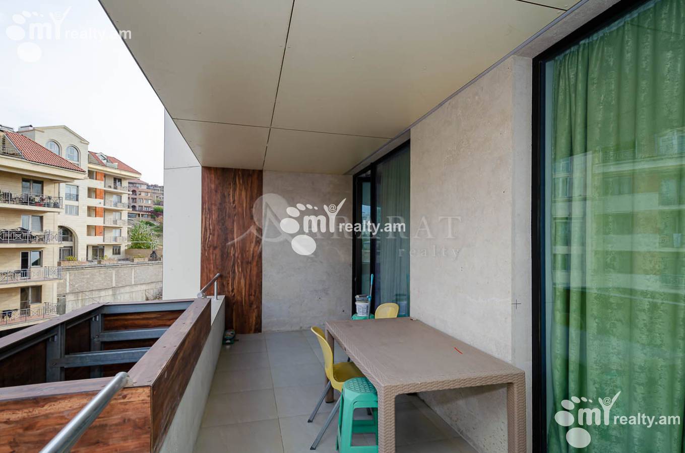 3 սենյականոց բնակարան  Անտառային, Գ.Էմինի փող., Կենտրոն Երևան, 142376