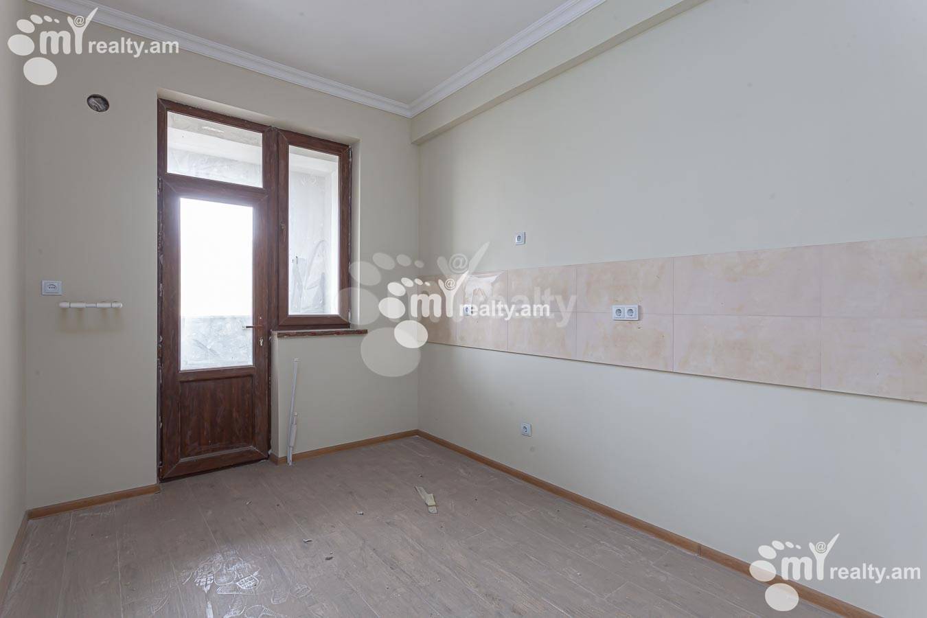 4 bedroom apartment for sale M․ Melqonyan str, Center Yerevan, 155075