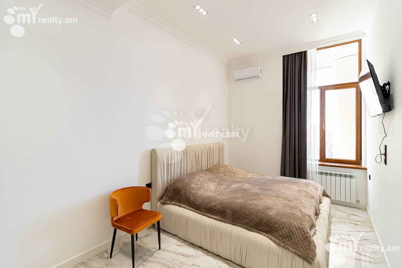 3 bedroom apartment for sale Argishti St, Center Yerevan, 154192