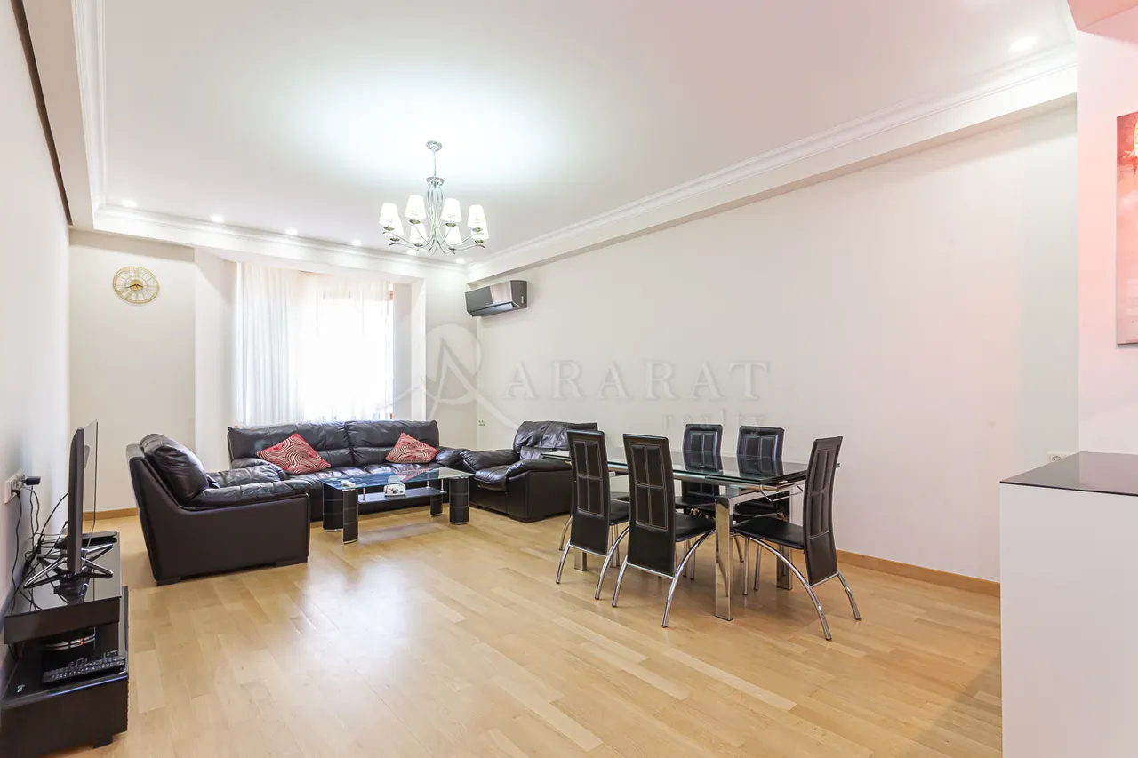 3 bedroom apartment for sale Aram St, Center Yerevan, 157331