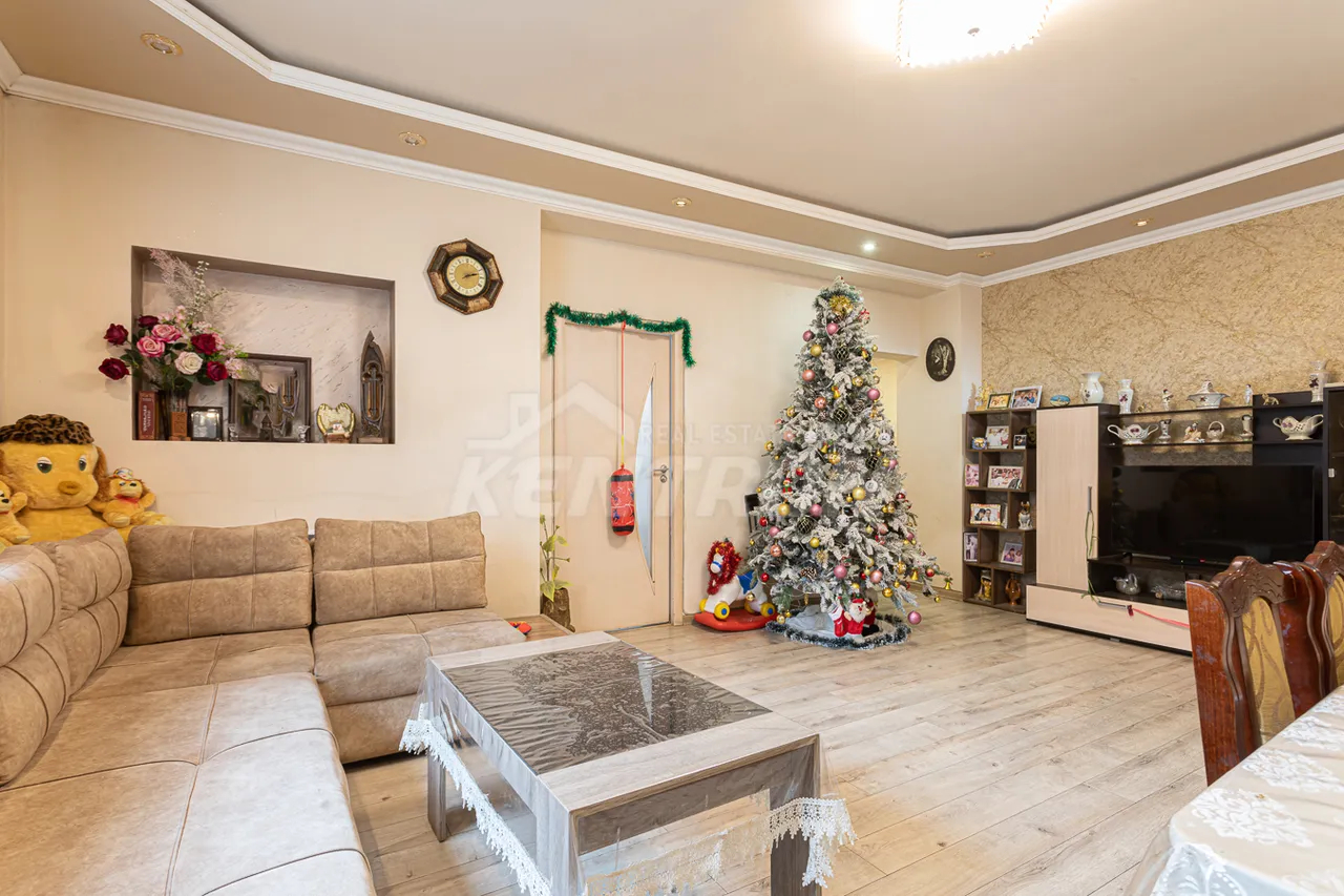 House for sale Paruyr Sevak dis. 1st street, Avan Yerevan, 158500