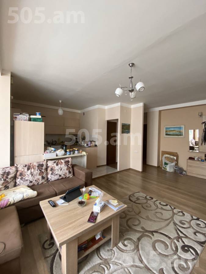 3 bedroom apartment for sale خیابان م. خورِناتسی, مرکز شهر ایروان, 98372