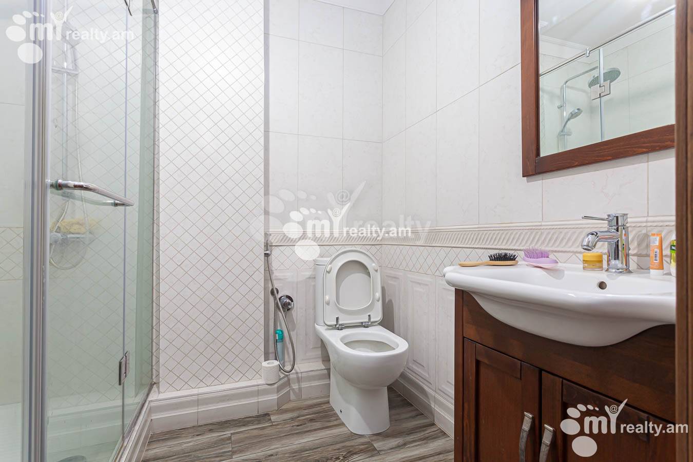 4 bedroom apartment for sale خیابان برادران اوربِلی, عربگیر ایروان, 153291