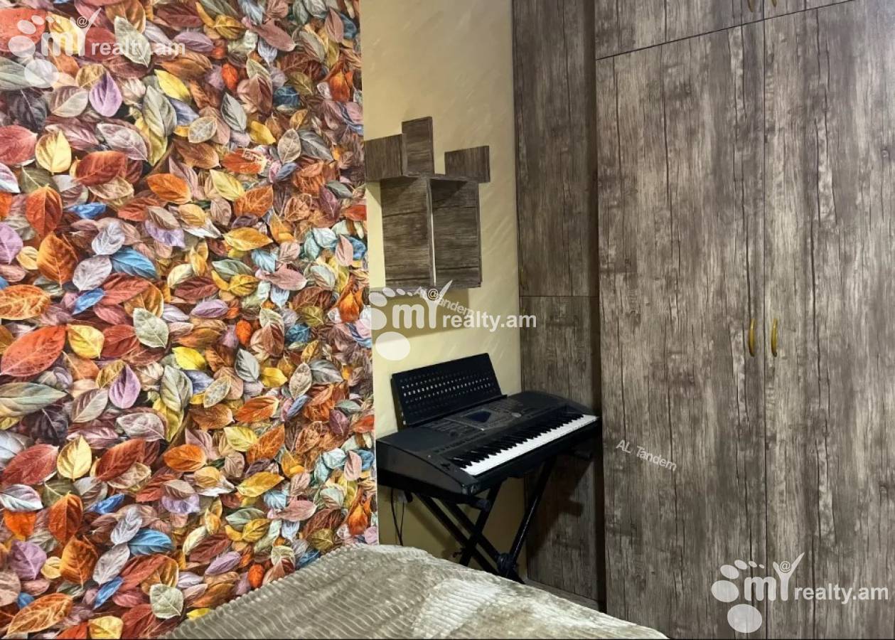 4 bedroom apartment for sale خیابان آرگیشتی, مرکز شهر ایروان, 126096