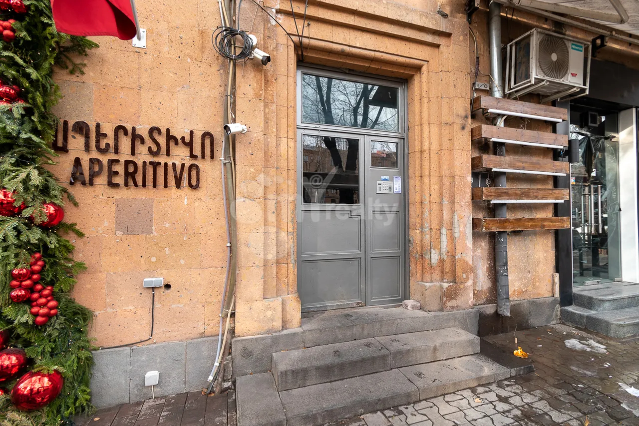 3 bedroom apartment for sale Tamanyan St, Center Yerevan, 158804