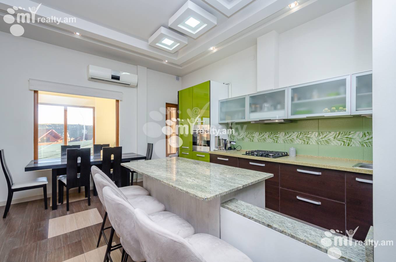 4 bedroom apartment for sale Aygedzor St, Arabkir Yerevan, 155115