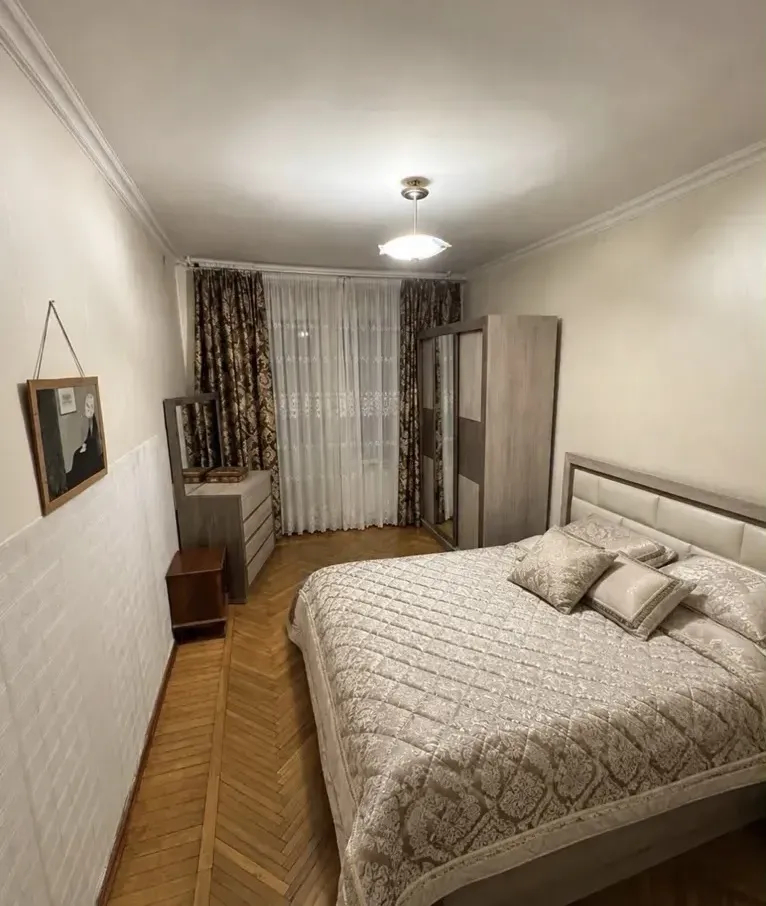 3 bedroom apartment for sale M.Khorenatsi St, Center Yerevan, 161376