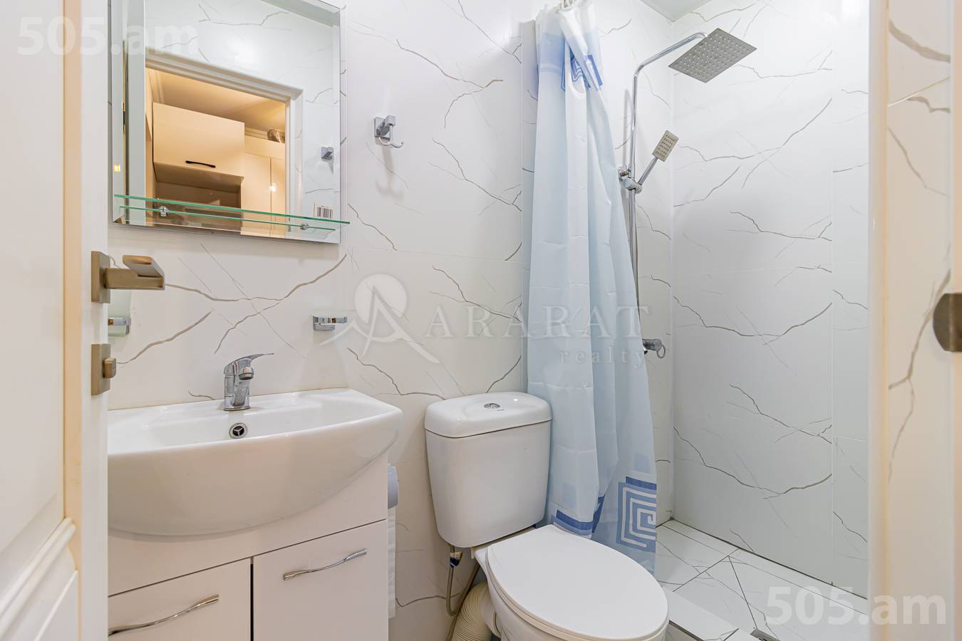 Снять 3 комнатную квартиру А. Хачатурян ул, Арабкир Ереван, 150422