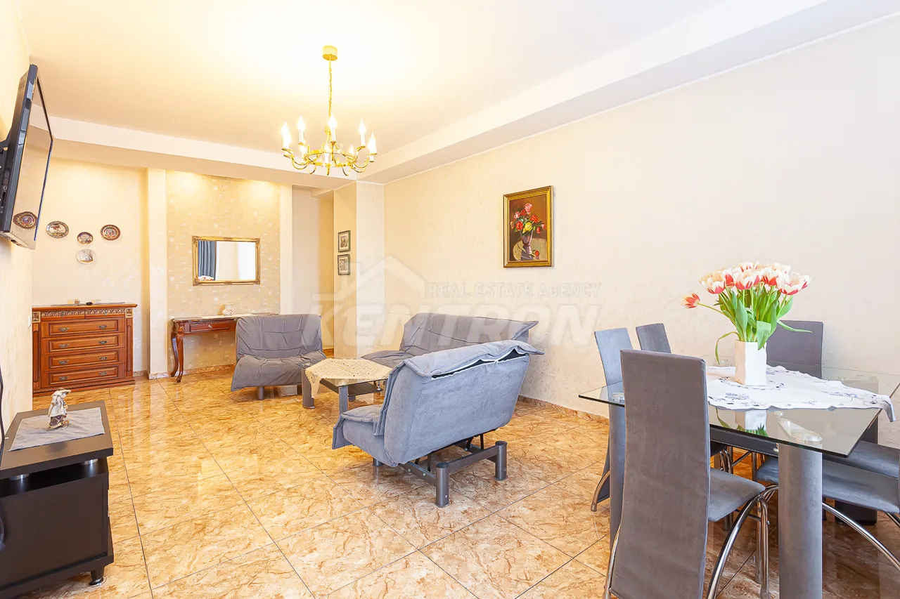 3 bedroom apartment for sale Tsitsernakaberd Highway, Center Yerevan, 158898