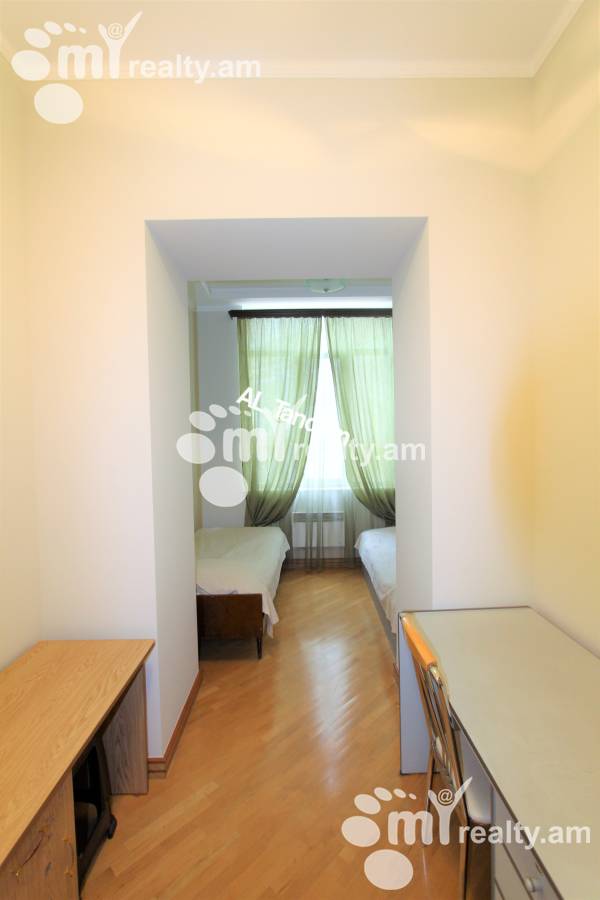 3 bedroom apartment for sale Teryan St, Center Yerevan, 158579