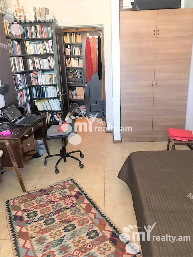 3 bedroom apartment for sale Rostom St, Center Yerevan, 142274