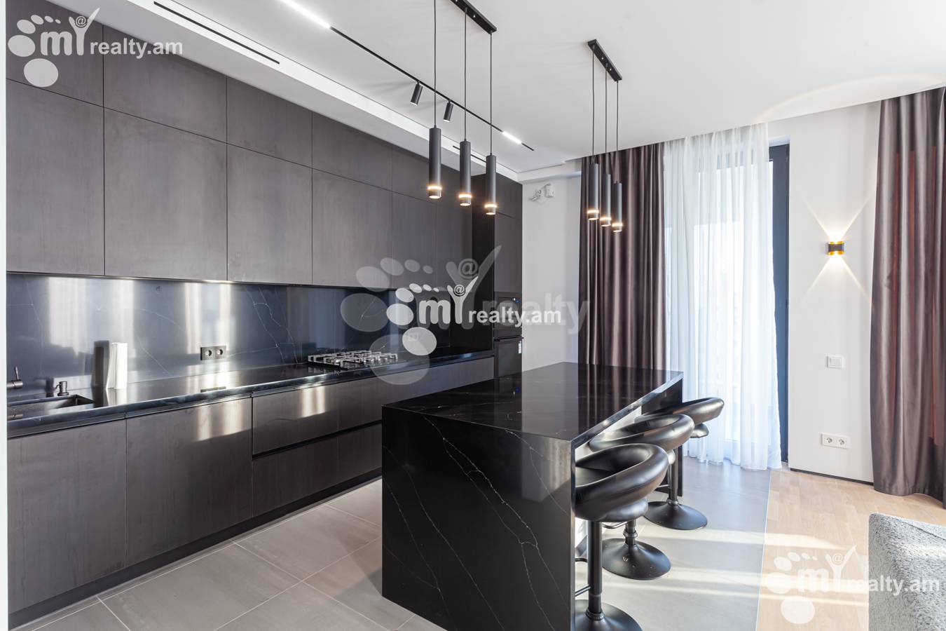 4 bedroom apartment for rent Aram St, Center Yerevan, 155640