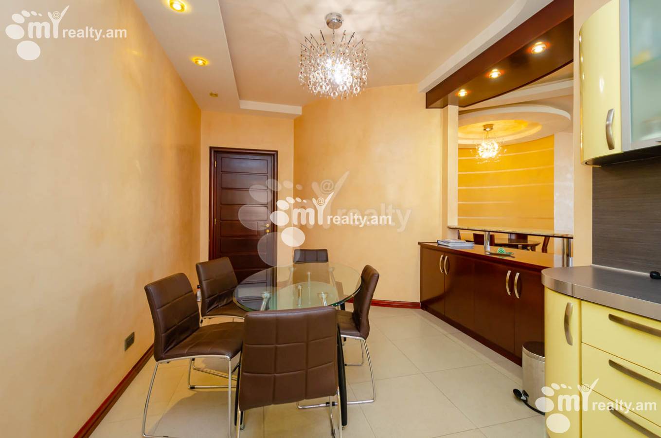 Снять 3 комнатную квартиру Абовян ул, Центр Ереван, 140484