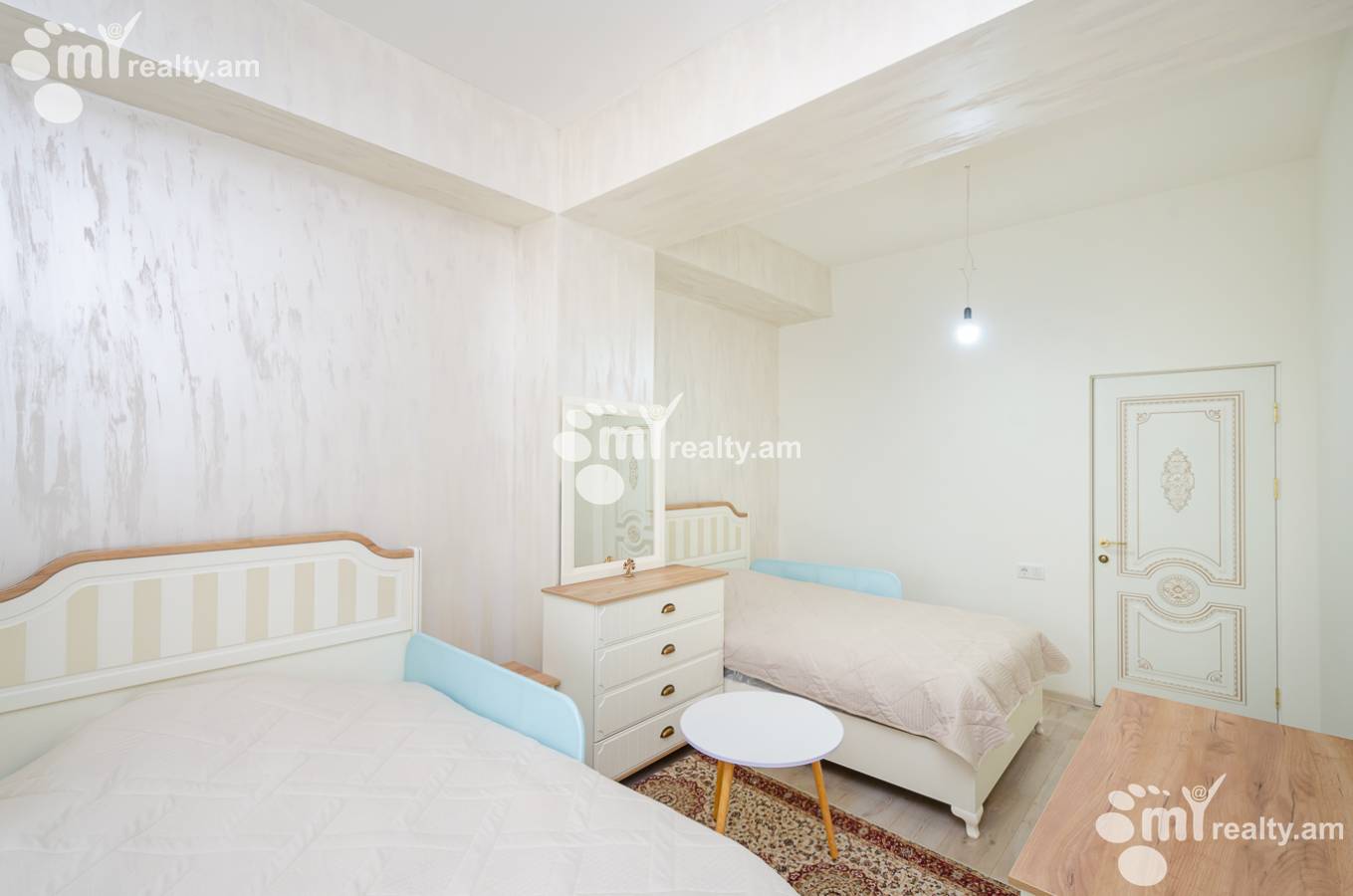 3 bedroom apartment for sale Rostom St, Center Yerevan, 143353