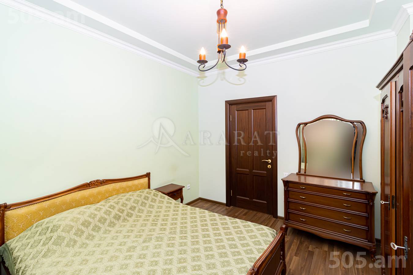 4 bedroom apartment for sale Aram St, Center Yerevan, 154641
