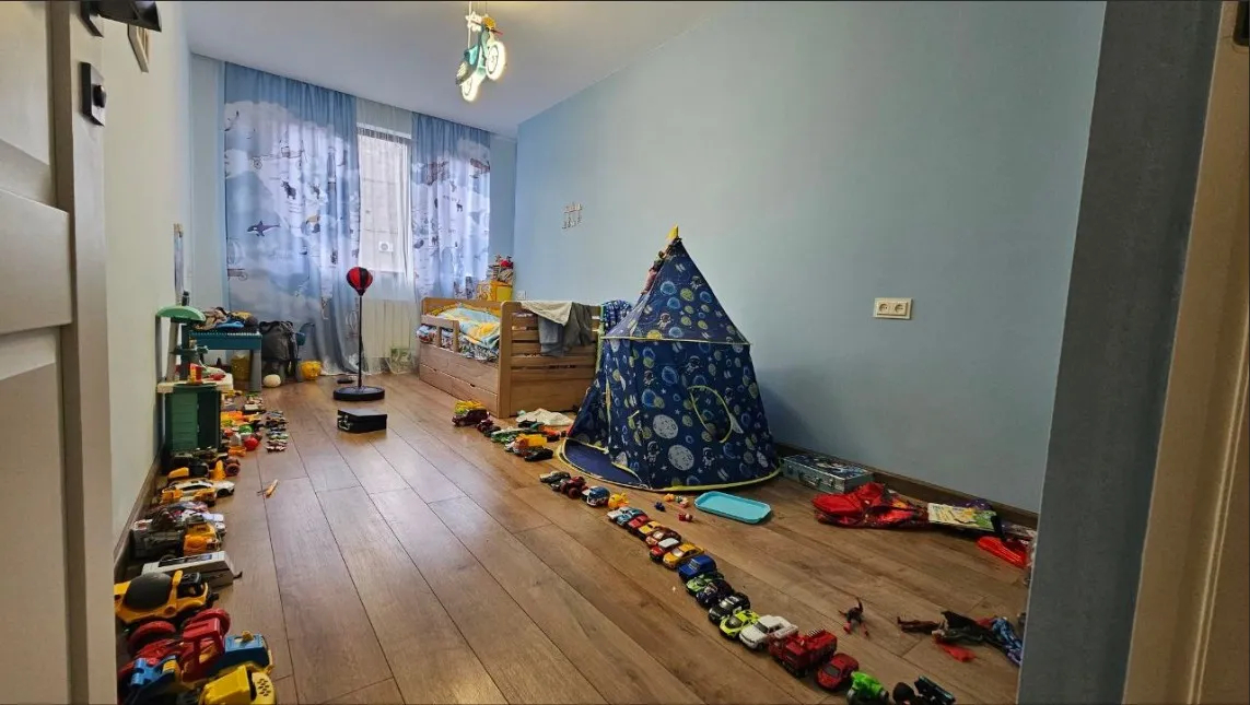 4 bedroom apartment for sale خیابان آخبیور سِروب, عربگیر ایروان, 157829