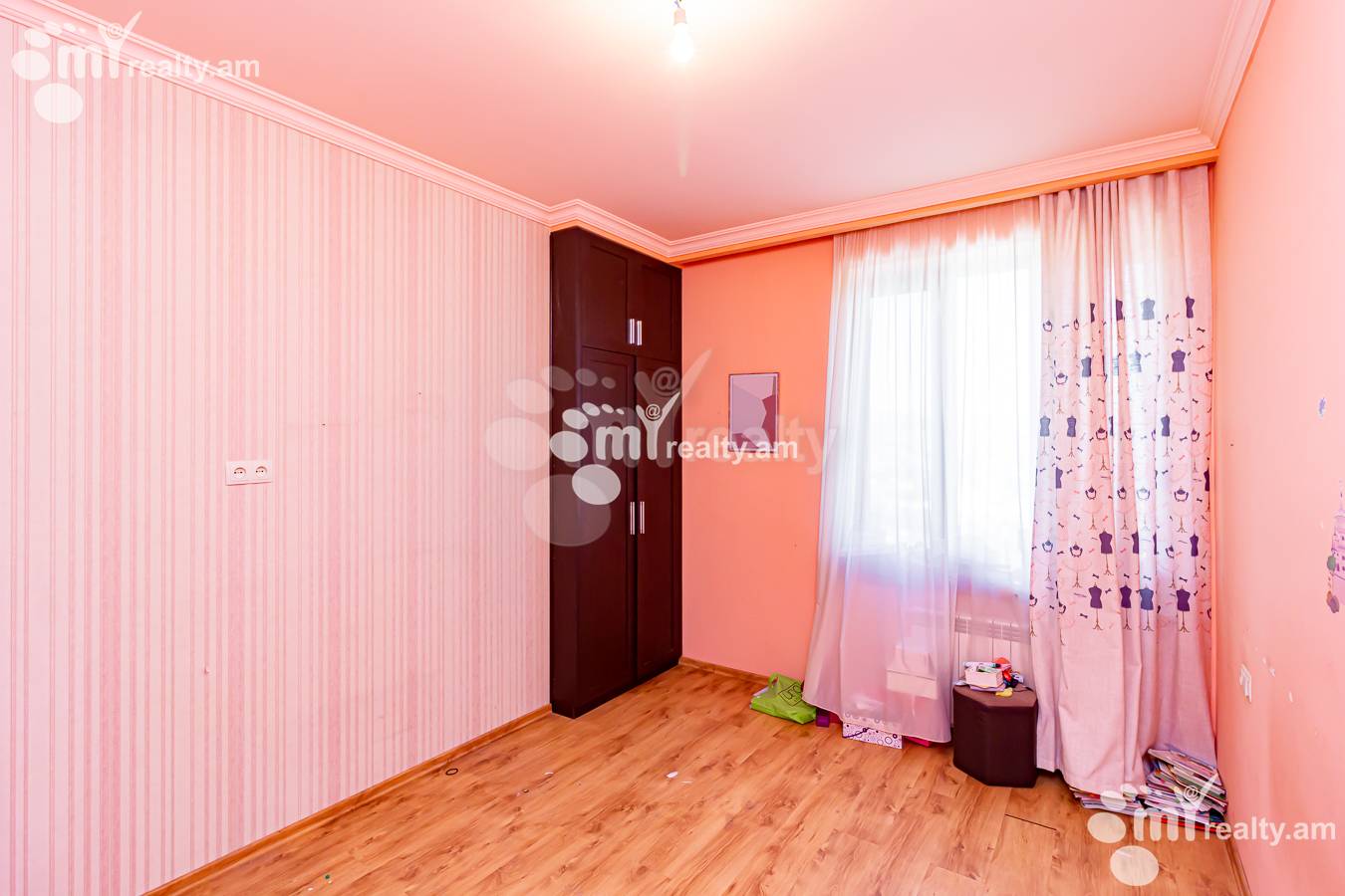 Купить 5 комнатную квартиру Баграмян пр(Кентрон), Центр Ереван, 151292